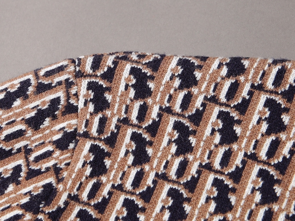 ブランドセーター角部分ディテール